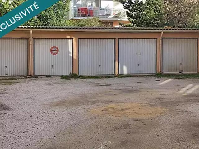 Garage vente à Arrondissement de Toulon, Toulon