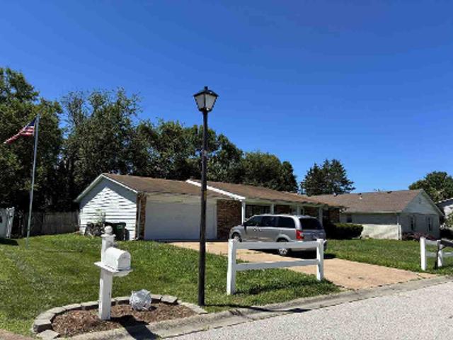 House for sale in Fairview Heights, Illinois