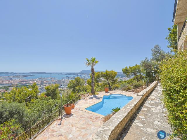 Maison vente à Arrondissement de Toulon, Toulon