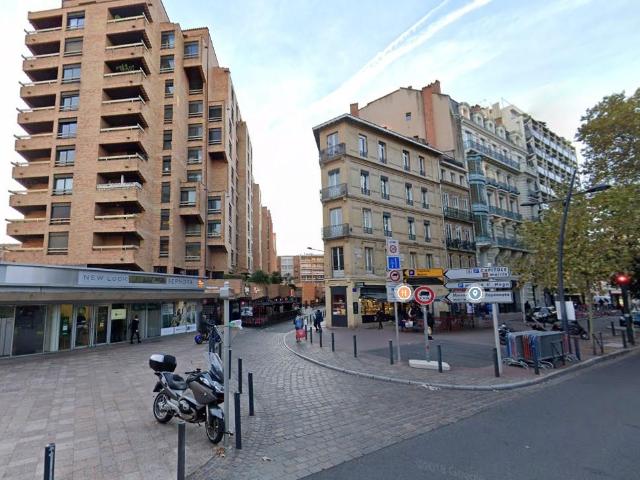 Garage vente à Toulouse