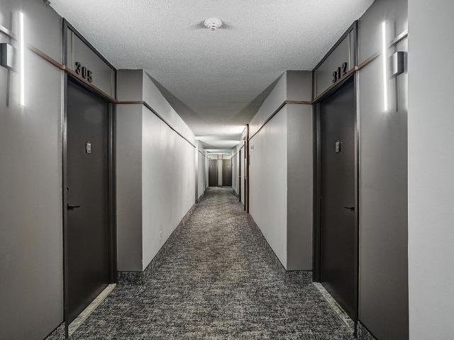 Apartment for rent in Dollard-des-ormeaux, Quebec