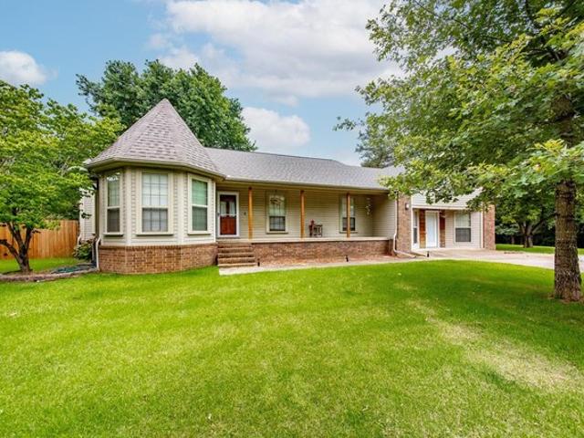 House for sale in Ark