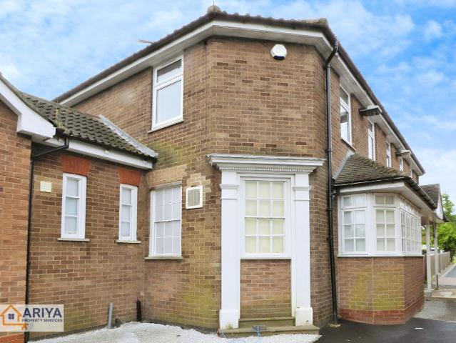 Apartment for rent in Glenfields, Pinfold