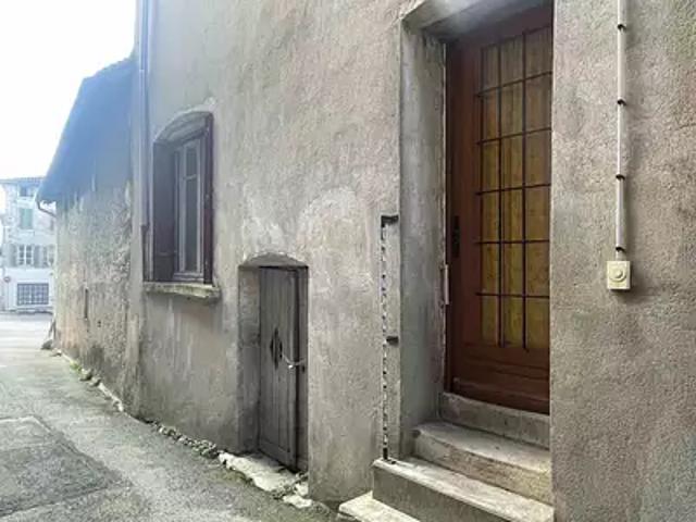 Maison vente à Mâcon, Tournus