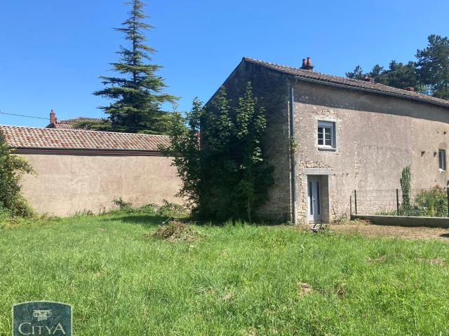 Maison vente à Mâcon, Tournus