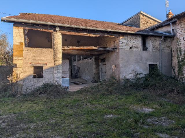 Maison vente à Mâcon, Tournus