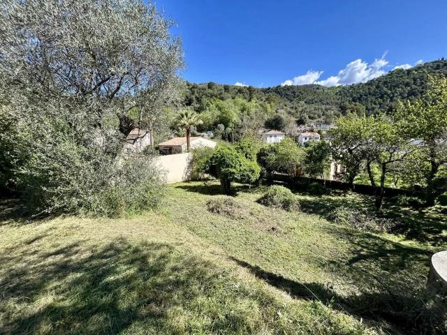 Terrain vente à Nice, Tourrette-levens