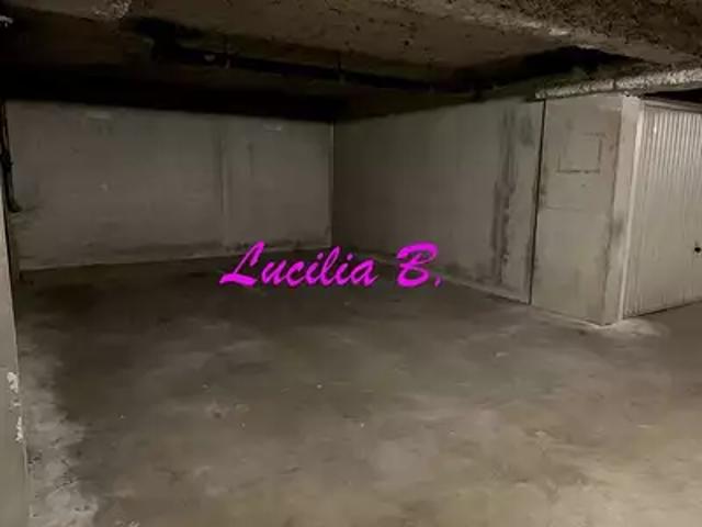 Garage location à Tours Centre, Tours