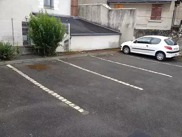 Garage location à Cathédrale, Tours