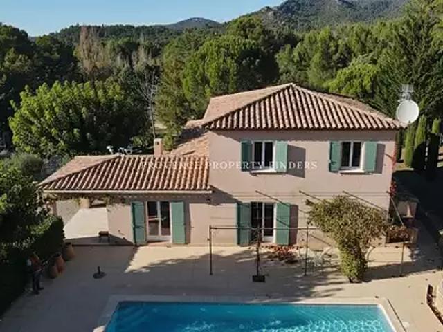 Maison vente à Brignoles, Tourtour
