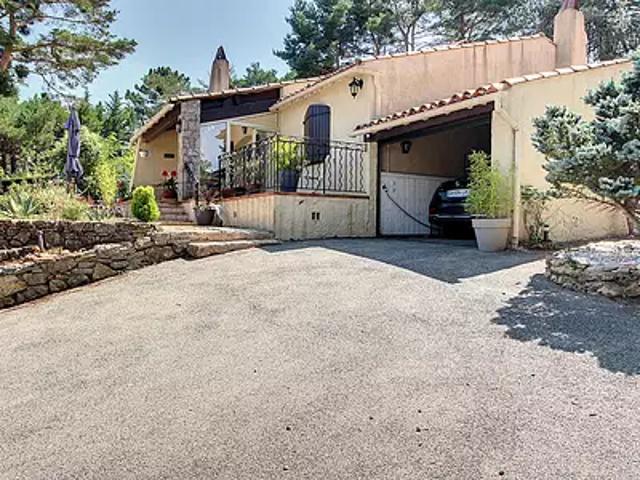 Maison location à Tourtour