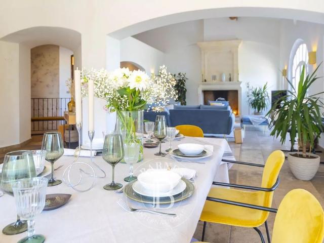 Maison location à Aix-en-Provence, Le Tholonet