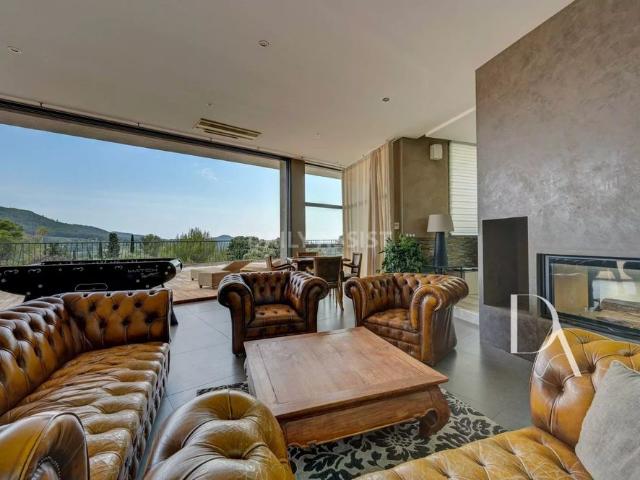 Maison location à Arrondissement de Toulon, La Cadière-d'azur