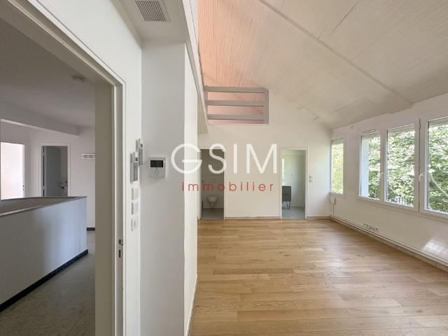 Maison location à Les Bruyères, Sèvres