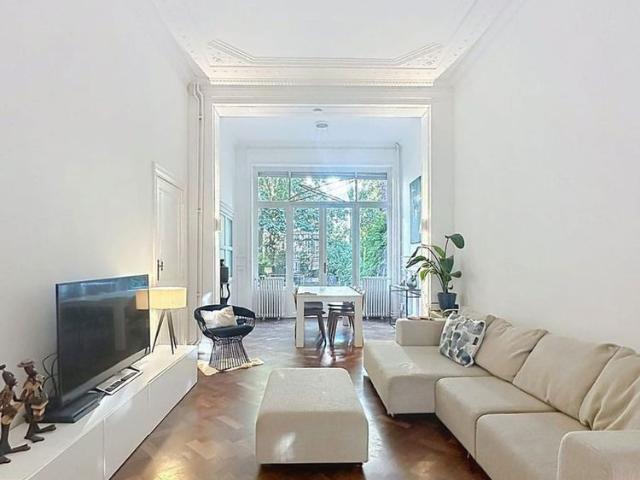 Maison location à Saint-Gilles - Sint-Gillis, Brussel-Hoofdstad - Bruxelles-Capitale