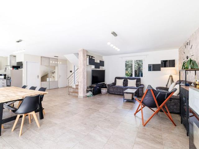 Maison location à Grasse, La Gaude