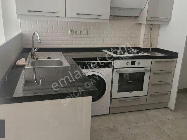 Karşiyaka, İzmir içerisinde kiralık mülk