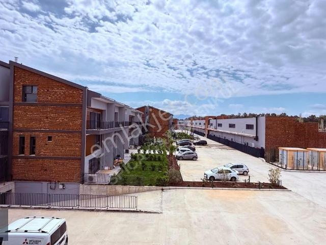 Çiğli, İzmir içerisinde satılık mülk
