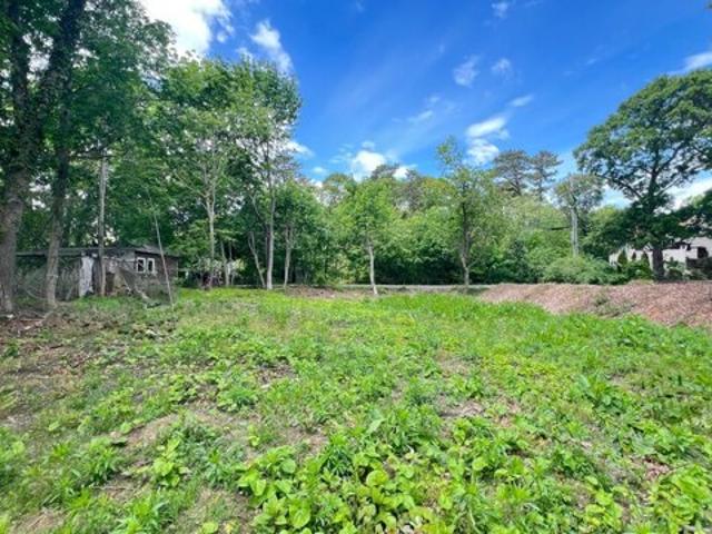 Land for sale in Oak Bluffs, Massachusetts