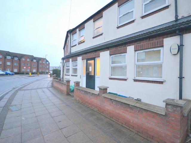 Apartment for rent in Far Cotton and Delapre, Far Cotton