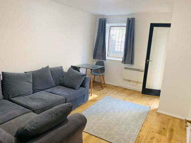 Apartment for rent in Tower Liberty, Wapping