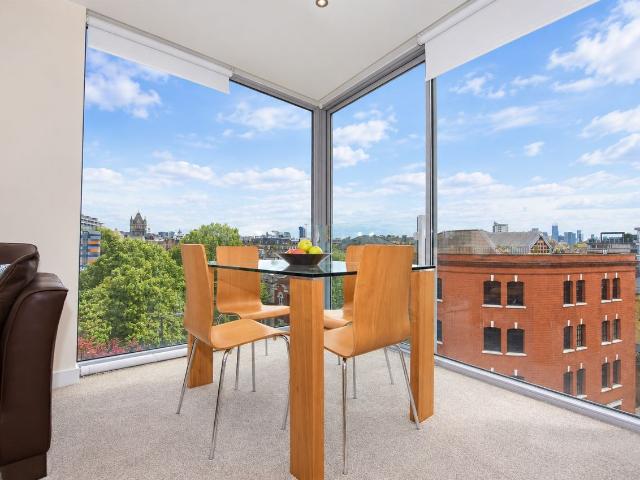 Apartment for rent in Bermondsey Village, Greater London
