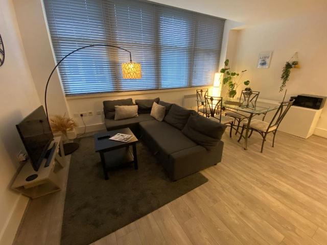 Apartment for rent in Calderstones