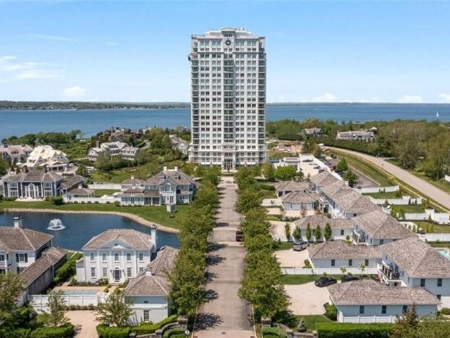 Condo for sale in Portsmouth, Rhode Island