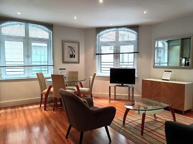Apartment for rent in Aldgate, Lyons