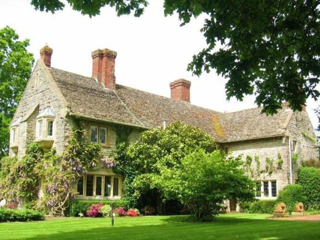 House for sale in Tower Hill, Horsham