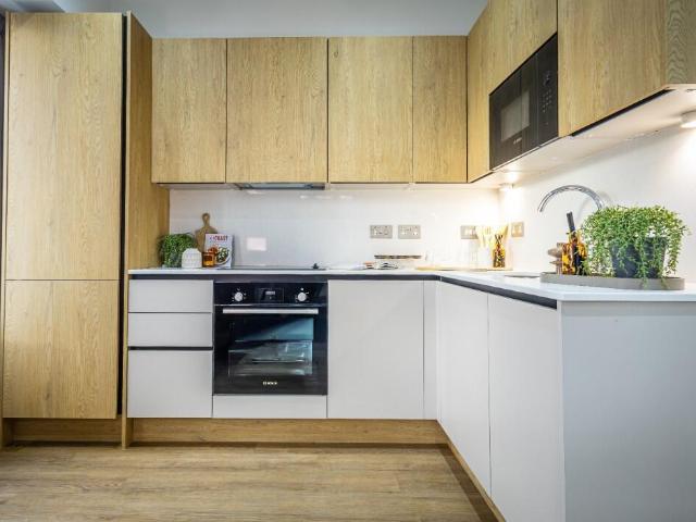 Apartment for rent in Hoole, Two Mills