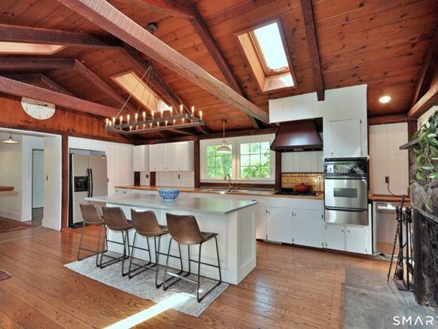 House for sale in Obtuse Hill, Brookfield