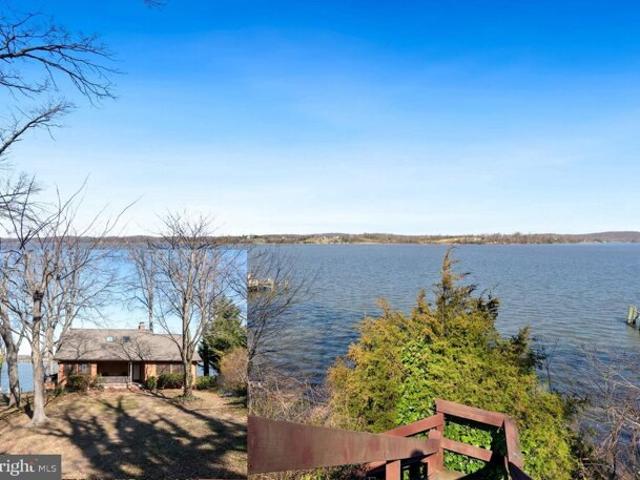 House for sale in Chesapeake City