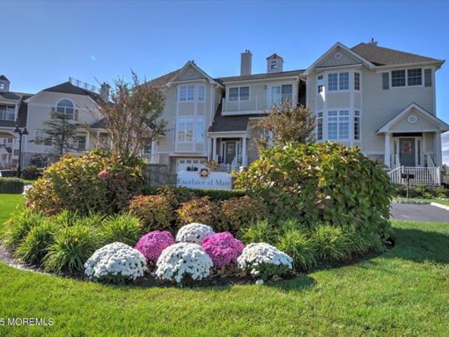 House for sale in Long Branch