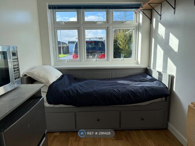 Room for rent in North Weston, Portishead