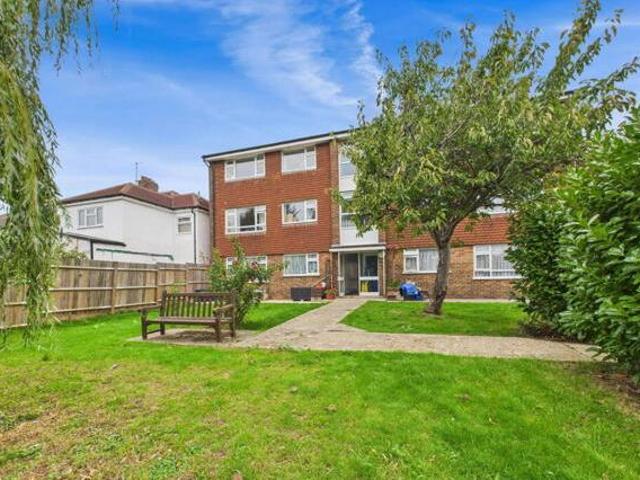 House for sale in Fishersgate, West Sussex