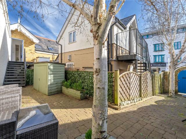 House for rent in Strawberry Hill, Greater London
