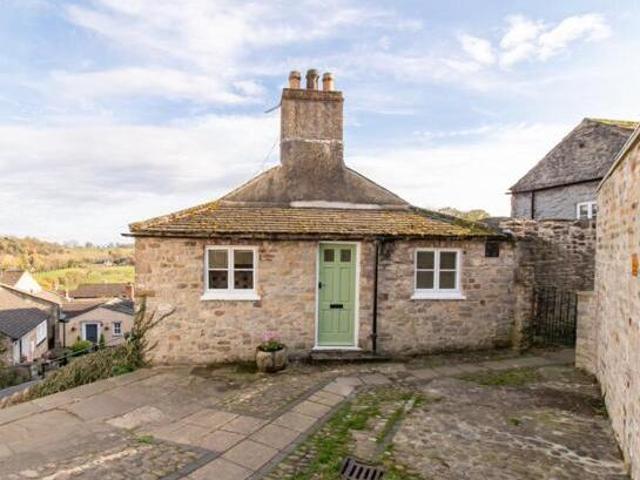 House for sale in Deepcut, Surrey
