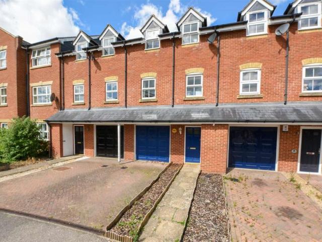 Apartment for rent in Chartham, Canterbury