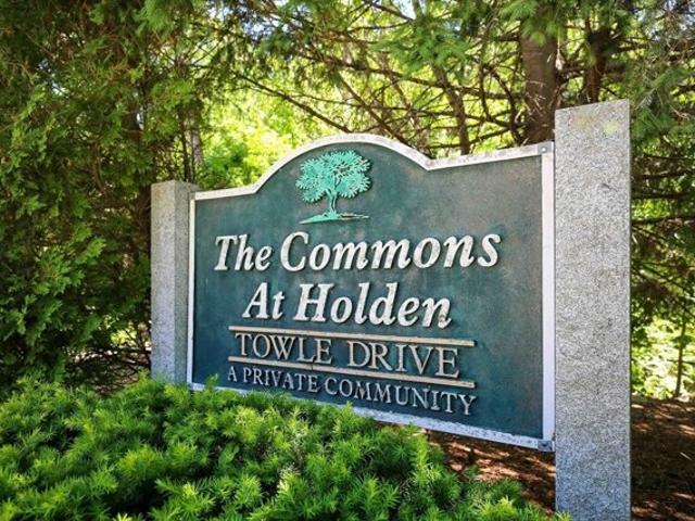 Condo for sale in Holden, Massachusetts