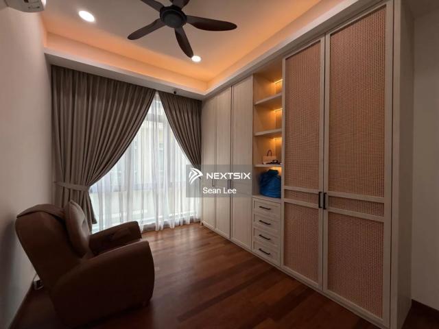 Shop for sale in Kuching