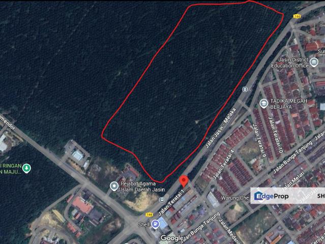 Shop for sale in Malaka