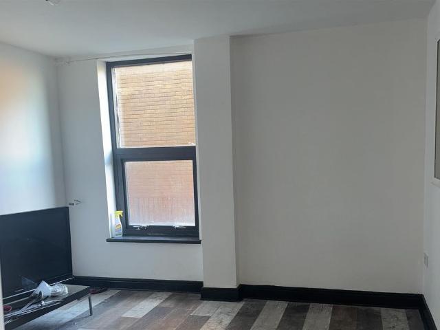 Studio for rent in Warrington