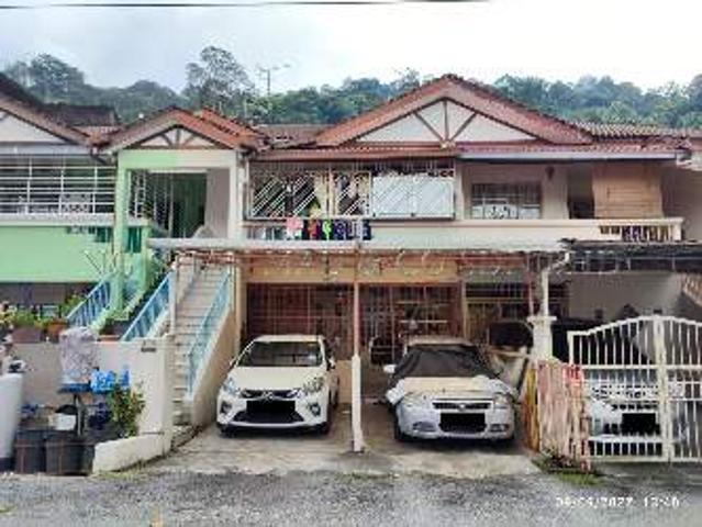 Terraced House for sale in Kuala Selangor, Selangor