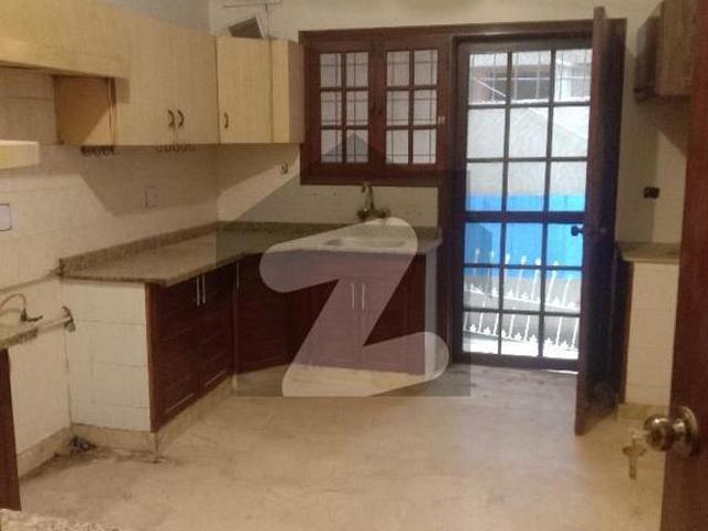 House for sale in Clifton, North Waziristan