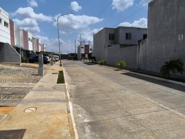 Townhouse en venta en Palavecino, Lara