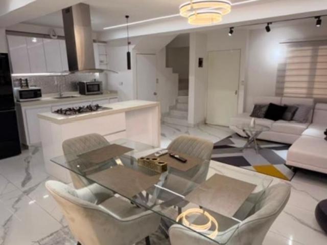 Casa en venta en Yuma III, San Diego
