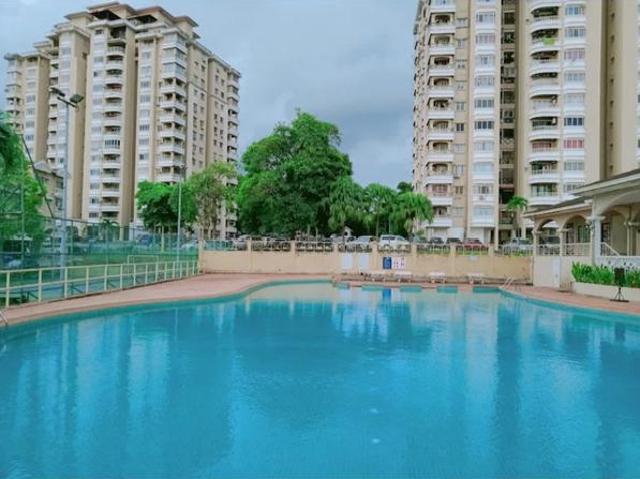 Townhouse for sale in Petaling, Alam Impian