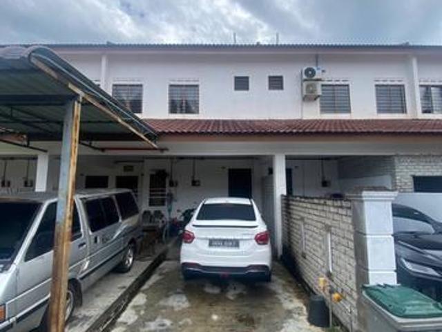 Townhouse for sale in Tangkak, Johor