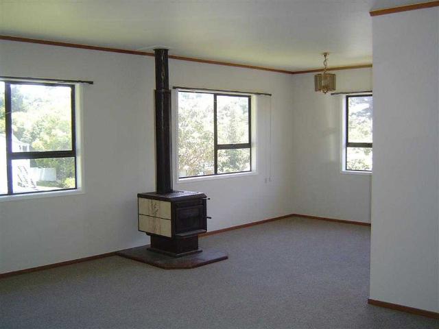 Townhouse for rent in Waiake, Hibiscus and Bays